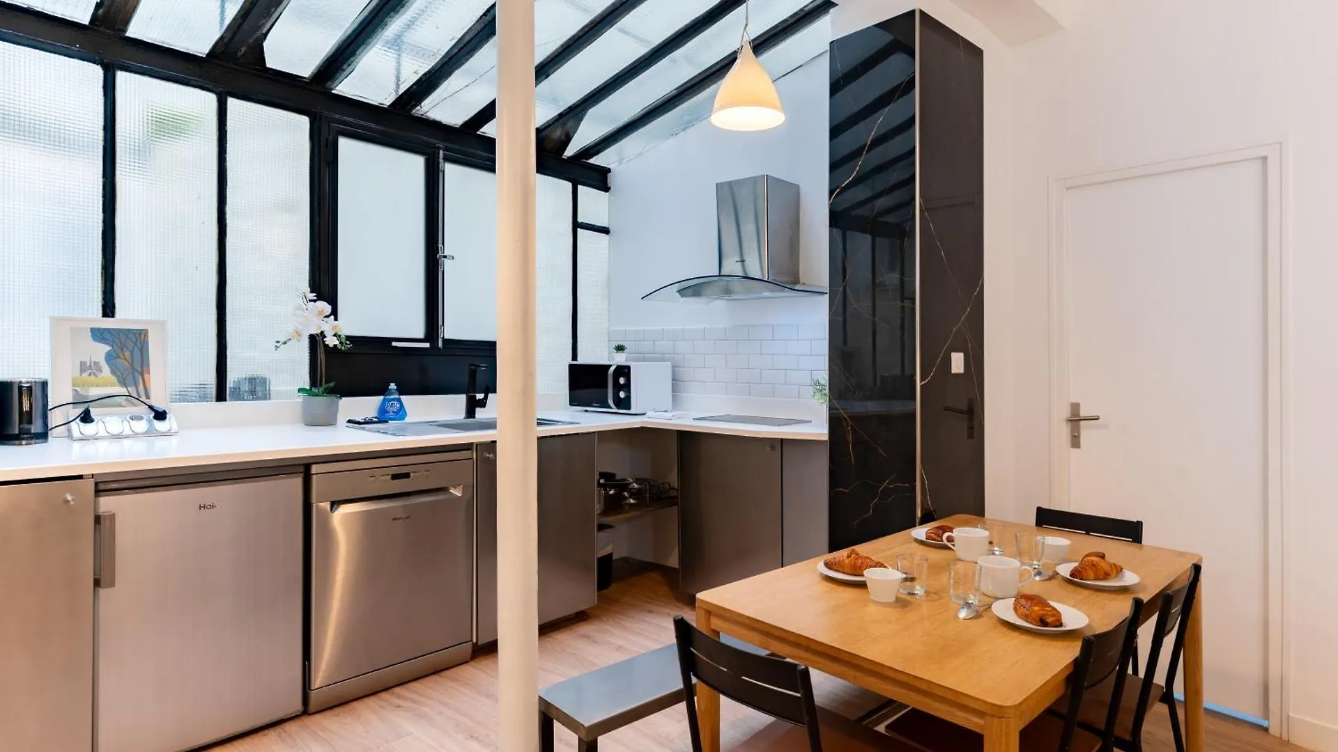 Sartre Saint Germain Appartement